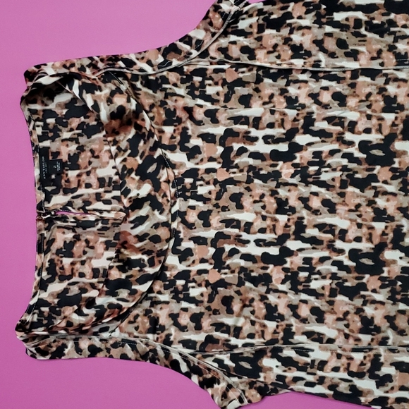 Ann Taylor sleeveless top spandex 2 - Picture 3 of 6